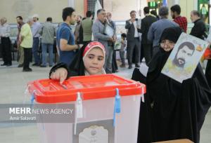۲۰۴ شعب اخذ رای در نجف آباد فعال است