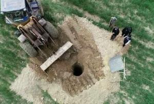 معاون وزیر کشاورزی: حدود ۶۰۰ هزار چاه غیرمجاز در کشور وجود دارد