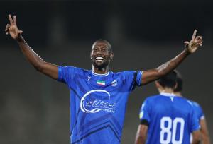 دل این بازیکن خارجی همچنان با استقلال است!