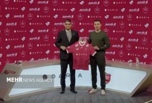 قرارداد رسمی پرسپولیس با مهاجم تیم ملی ازبکستان امضا شد