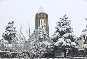 تدوام بارش برف در همدان / سرعت وزش باد ۹۰ کیلومتر بر ساعت