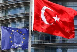 پولیتیکو: عضویت ترکیه در اتحادیه اروپا در دستور کار نیست