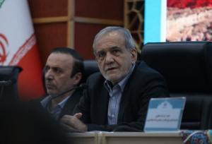 پزشکیان: اصلاح فرهنگ خدمتگزاری و نگاه بلندمدت در توسعه ضرورت دارد