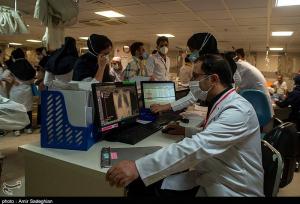 ضوابط جدید پوشش دانشجویان علوم پزشکی؛ ممنوعیت کاشت ناخن، مژه مصنوعی و استفاده از تلفن همراه بر بالین بیماران