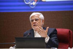 عارف: صد سال قدمت راهنمایی و رانندگی مایه افتخار است