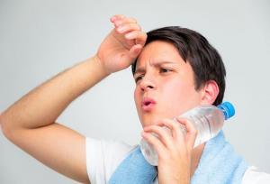 قطع تعریق بدن را جدی بگیرید