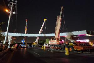 سازه فلزی عرشه پل B۱۰ بزرگراه ارتش تهران نصب شد