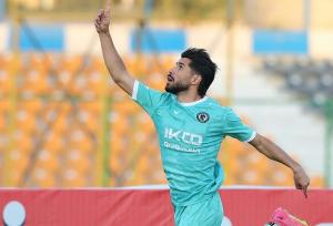 پیروزی یک نیمه ای پیکان مقابل فجرسپاسی