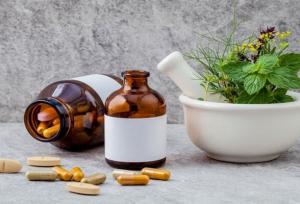 ارائه راهکارهای عملیاتی برای رفع چالش‌های اولویت‌دار حوزه طب سنتی