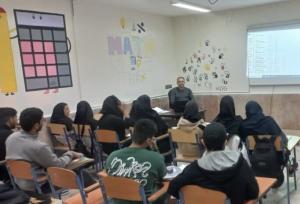 دشتی‌زاده: دانش‌آموزان خارگی برای کنکور توانمند می‌شوند