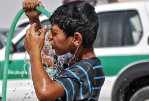 کاهش دمای هوا در تهران به ۳۸ درجه