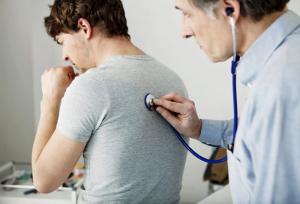 افزایش مراجعات بیمارستانی به دلیل عفونت‌های تنفسی؛ چرا واکسن آنفلوآنزا برای گروه‌های پرخطر ضروری است؟