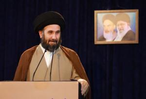 امام جمعه موقت قزوین: مبارزه با انحصار در واردات کلید حل معضل گرانی‌هاست