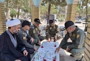 ادای احترام امیر خاموشی به مقام شهید «ایرج عیوضی»