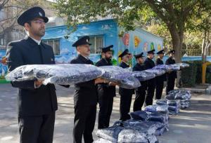بهنام: پوشاک زمستانی میان دانش‌آموزان مدارس کم‌برخوردار مشهد توزیع شد