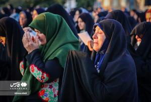 تصاویر توجه‌برانگیز از اقامه نماز باران در قزوین