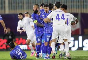 صدرنشینی تراکتور و سقوط آزاد پرسپولیس/ یک سرمربی قربانی شد