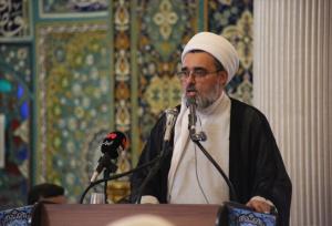 امام جمعه اهل سنت کرمانشاه صهیونیسم را عامل تباهی جهان دانست