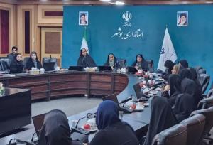 وزیر راه و شهرسازی: زنان ایران همواره در خط مقدم ایستادگی بوده‌اند