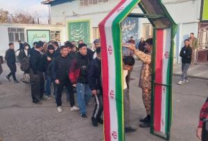 کاروان دانش‌آموزی راهیان نور با حضور مسئولان فرهنگی مریوان بدرقه شد