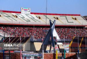 تراکتور و خانه‌ای که ماند پشتِ خاک و چمن