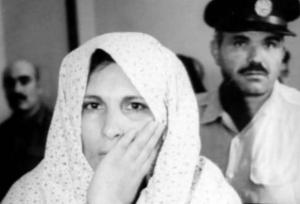 تصویر اولین زنی که در ایران به دار آویخته شد!