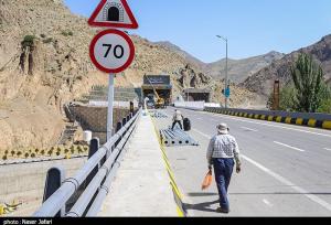 آزادراه تهران-شمال و محورهای چالوس و کندوان مسدود است