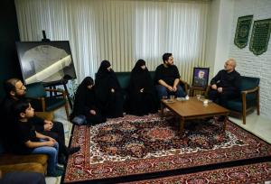 قالیباف در منزل سرلشکر شهید امیرعلی حاجی‌زاده حضور یافت