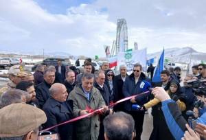 افتتاح پروژه راه‌سازی و توسعه شبکه حمل و نقل جاده ابریشم و هتل ۵ ستاره در ماکو