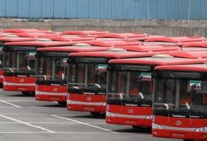 ورود نخستین محموله اتوبوس‌های دوکابین چینی به گمرک بندرعباس