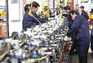 صنعت خودرو در انتظار تصمیم اجرایی است