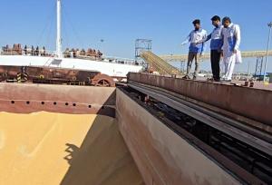 هیچ‌گونه تسریع خارج از ضوابط در فرآیند ترخیص نهاده‌های وارداتی پذیرفته نیست