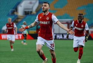 بمب مدنظر استقلالِ پنجره بسته لو رفت!