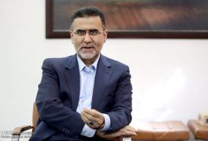 فردگرایی سیاسی و زوال احزاب؛ چالش دموکراسی در فرانسه معاصر