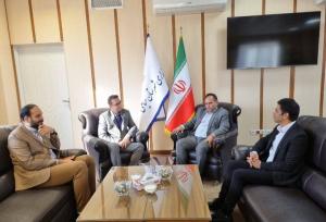 «کتابخانه» حق مردم رضوان و کوهان؛میامی از کمبود فضای فرهنگی رنج می‌برد