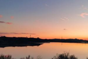 آبگیری دریاچه طبیعی گواب خوسف در پی بارندگی‌های اخیر