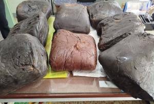 ایست و بازرسی خمیر مقصد نهایی کامیون حامل ۵۵ کیلو مواد مخدر