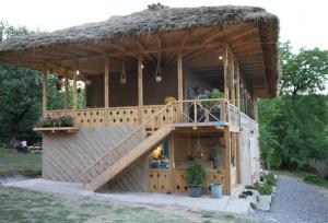 این خانه بوم است/ تغییر مسیر گردشگری مازندران به سمت بوم‌گردی