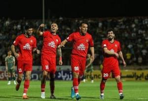 جام قهرمانی روی لوگوی تراکتور افتاد