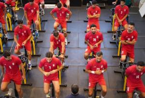 چه کسی باید به داد تیم ملی فوتبال ایران برسد؟