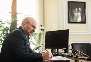 پیام تسلیت رییس مجلس در پی درگذشت احمد توکلی