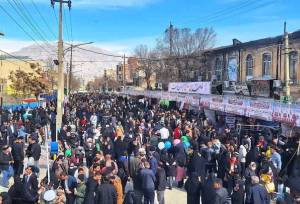 فعالیت غرفه های تبلیغات اسلامی کرمانشاه در شادپیمایی نیمه شعبان