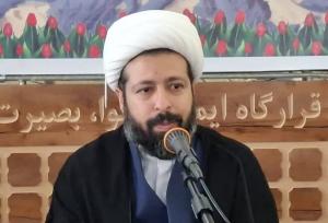 جامعه اسلامی باید از هر دو مؤلفه قدرت و معنویت برخوردار باشد