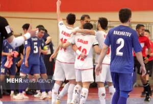 ازبکستان هم جلوی غول آسیا تسلیم شد/ فوتسال ایران به نیمه نهایی رسید