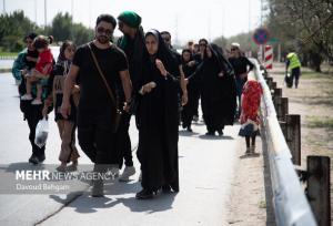 حدود ۴ هزار زائر پیاده به مشهد در دهه ولایت مشرف شدند