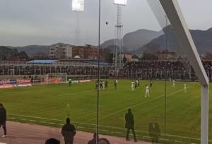 نمایی از گل استقلال از روی نقطه پنالتی