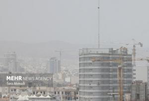هواشناسی ایران ۱۱ تیر؛ گردوخاک و آلودگی شدید هوا در ۱۷ استان