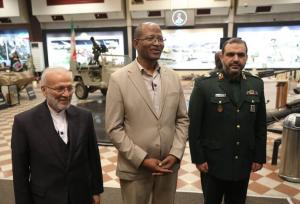 دستاوردهای فناورانه و دفاعی ایران پیش چشم مقامات دروازه آفریقا