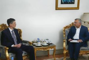 دیدار سفیر چین با معاون دیپلماسی اقتصادی وزیر خارجه