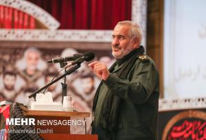 غفلت از یادواره شهدا فرصت را برای محتواهای ضدارزشی فراهم می‌کند